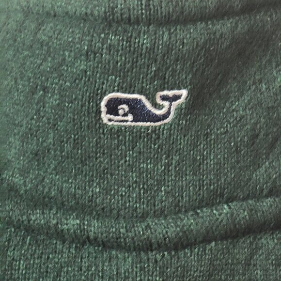 Vineyard Vines Men's Quarter-Zip Sweater (M) – Classic & Cozy! - Picture 3 of 12